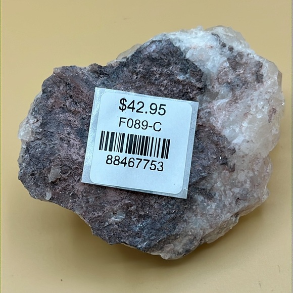 NWT -  Raw Light Pink Quartz - Picture 7 of 8